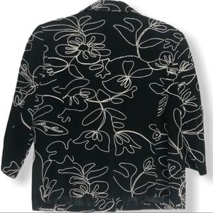 Kim Rogers black white floral embroidered blazer